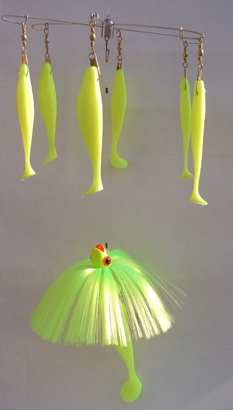 20 inch 4 arm Umbrella Rig with Parachute and 9 inch shads Ready to fish –  June Bug Tackle Co.